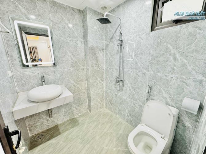 Nhà đẹp Lô Góc - 5Tầng xây mới - Về ở được ngay ( Kinh Doanh Công Nghệ cũ ) - 7