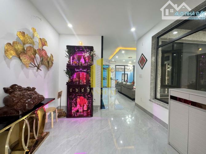 NHÀ ĐẦY ĐỦ NỘI THẤT 5 PHÒNG GIÁ 65 TRIỆU - HẦM 3 LẦU - 7