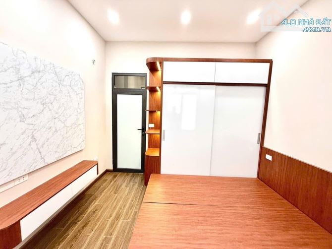 TRẦN THÁI TÔNG ✦ 36M² ✦ 5 TẦNG ✦ MT RỘNG ✦ 3 NGỦ ✦ FULL NỘI THẤT ✦ GIÁ 8.2 TỶ ✦ NGÕ THÔNG - 7
