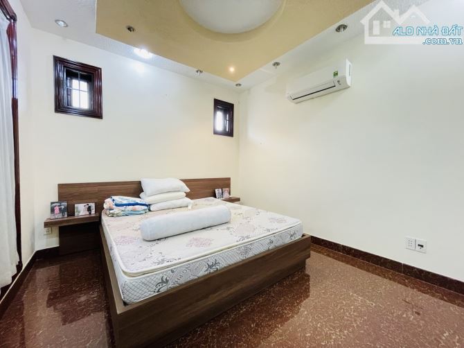 đường Liên Ấp 2-3 bình chánh 300m2 4 tầng giá chỉ 26.x tỷ - 7