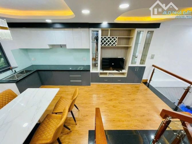 Bán nhà khu đồng bộ hẻm 6m đường Lê Đức Thọ, P.13, 5 x 9,5, 5 tầng giá 6.6 tỷ tl - 7