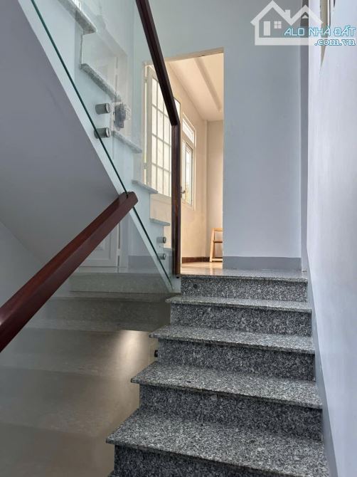 BÁN NHÀ 4TẦNG -46M2 -414 ĐOÀN V BƠ QUẬN 4-8x6 - 5.7tỶ TL - 7