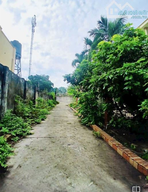 Bán Biệt Thự Mặt Tiền Hóc Môn - 1266M2 (18 x 62m ) - 2Tầng - Đường 40m -  Chỉ 25,9 Tỷ. - 8