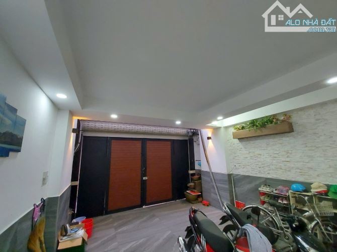 HXH 373 LÝ THƯỜNG KIỆT P. Tân Hoà, TP. HCM_ 5 x 16m  _ 6 tầng _ Giá 13,5 tỷ - 8