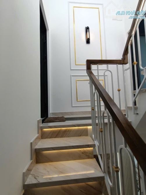 Bán nhà mới HXH tặng kèm nội thất -Huỳnh Văn Nghệ-Phường 15 -Tân Bình-27m2 chỉ 4 tỷ - 8