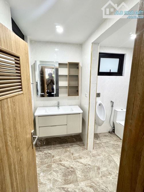 MBKD Mặt phố Nguyễn Thanh Bình, Tera An Hưng: 8 tầng, Thang máy. Kinh doanh - 8
