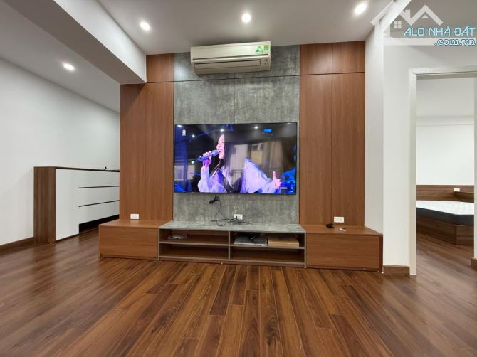 CHUNG CƯ 102 THÁI THỊNH-115M-3PN-2WC-TẦNG CAO NHÀ ĐẸP Ở LUÔN-11 TỶ - 8