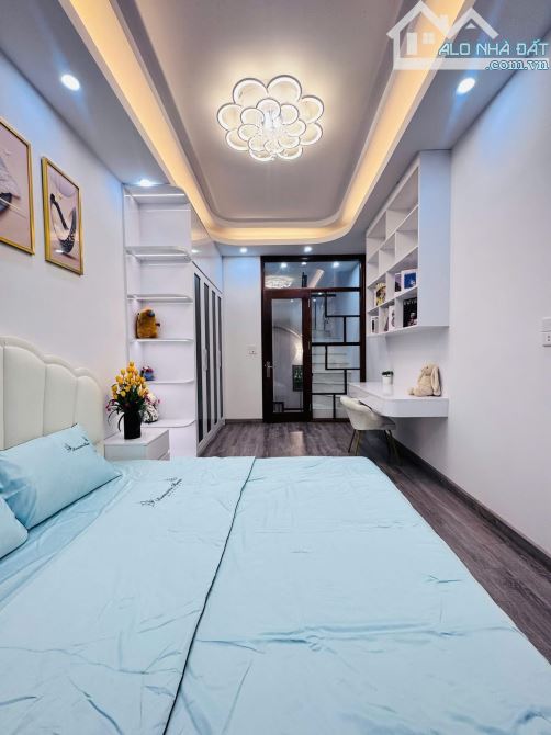 Bán nhà Thọ Lão, hồ Hương Viên 25m2, 4T full nội thất, 15m ra phố. Giá 7.6 tỷ sổ đỏ riêng - 8