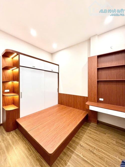 TRẦN THÁI TÔNG ✦ 36M² ✦ 5 TẦNG ✦ MT RỘNG ✦ 3 NGỦ ✦ FULL NỘI THẤT ✦ GIÁ 8.2 TỶ ✦ NGÕ THÔNG - 8