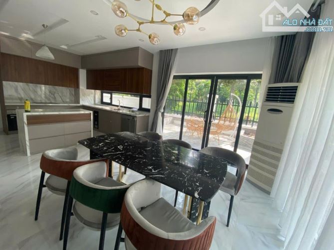 BIỆT THỰ VIP MẶT ĐƯỜNG 50M - LÔ GÓC - 3 Mặt THOÁNG  - NỘI THẤT CỰC XỊN - Ở ĐẲNG CẤP - 8