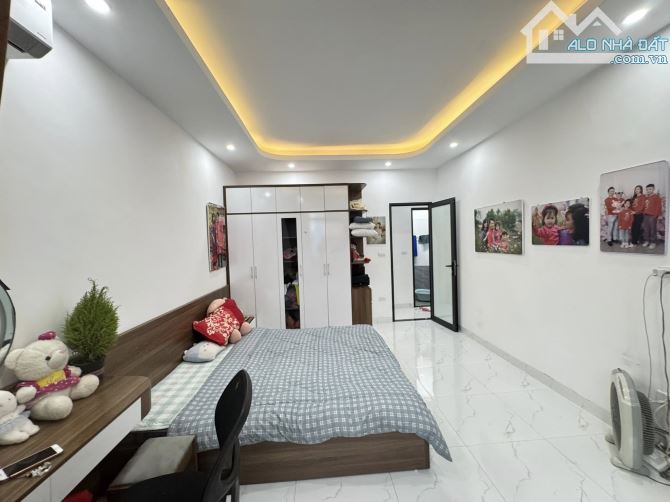 TRẦN KHÁT CHÂN, QUẬN HAI BÀ TRƯNG, 45M2,4 TẦNG AN SINH ĐỈNH GẦN ĐƯỜNG Ô TÔ. - 8