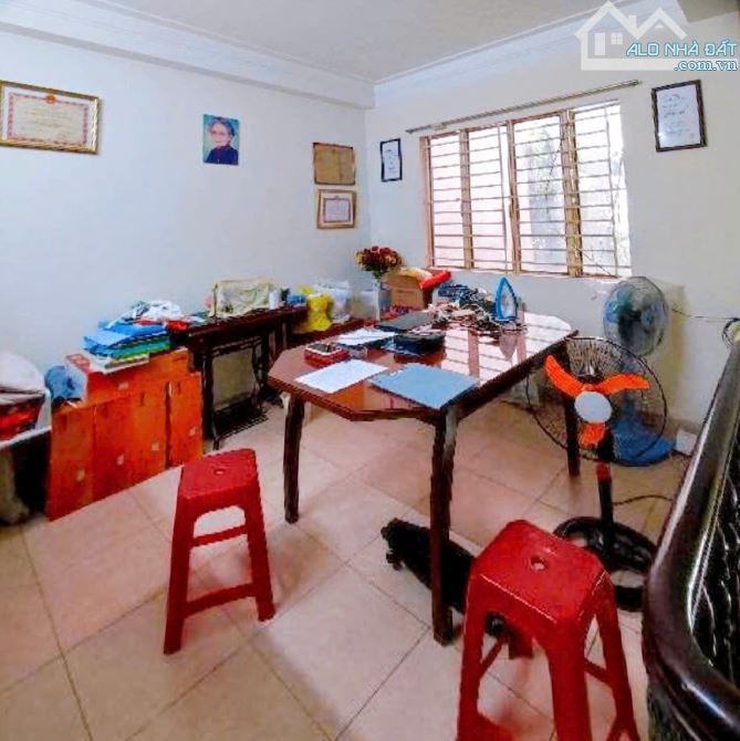 Bán nhà Cách Mạng Tháng Tám – QUẬN 3 – Sổ vuông 3.8 x 12.5 m – 4 Tầng – 9 tỷ - 9