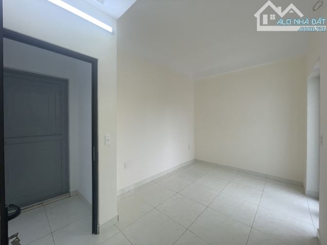 Nhà sân cổng riêng 4 tầng tại Đằng Hải sát khu TĐC vườn hoa - 9