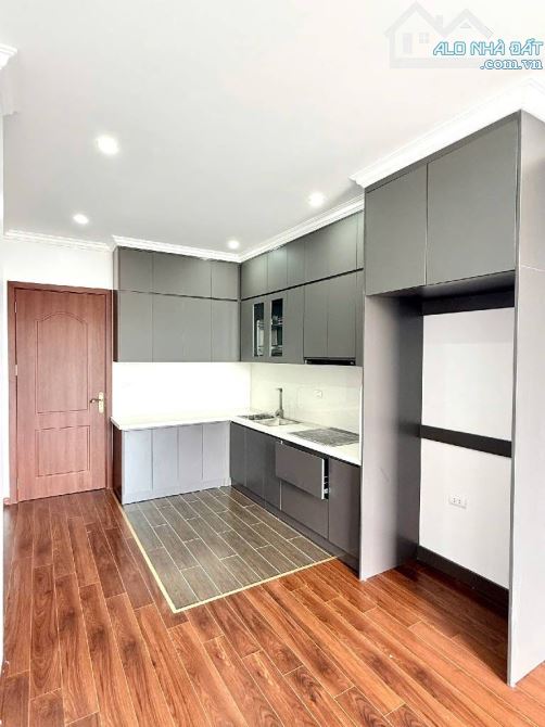 Mặt phố Tam Trinh, 40m2, 5tầng, thang máy, kinh doanh, chào giá 18.8 tỷ - 9