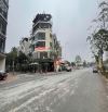Bán lô góc mặt phố Nguyễn Cao Luyện 131.8m đường 25m, vỉa hè ngay giáp hồ công viên