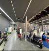 Showroom mặt tiền đường Lê Hồng Phong hơn 800m2 , đối diện sân vận động cũ