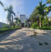 Cho Thuê Nhà biệt thự khuôn viên rộng 900m2 giá rẻ nhất khu vực Bùi Công Trừng, Hóc Môn