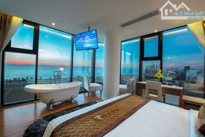 Cho thuê khách sạn 1mặt tiền 25 phòng, Khu Bãi Sau TPVT, La Văn Cầu