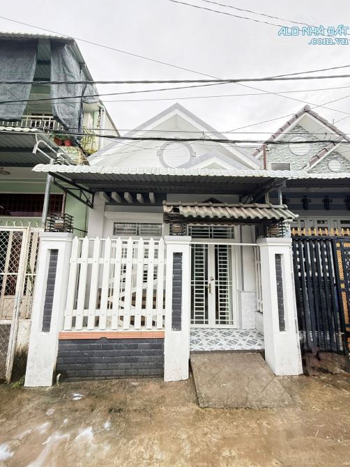 Nhà trệt lửng 4,5 x 16 lộ ô tô khu 3A, An Binh, N kiều giá 2 tỷ 380 tr (TL)