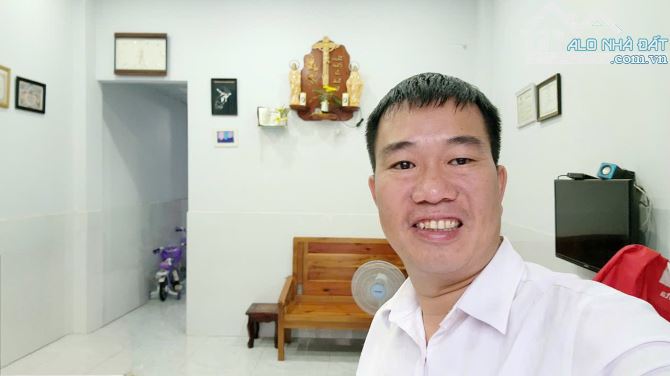 Nhà 1 trệt 1 lửng 72m2, 3PN, cách bệnh viện Thủ Đức 200m