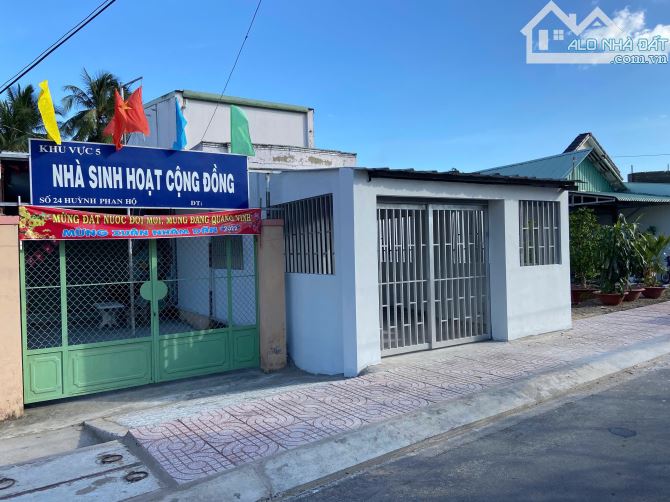 BÁN NHÀ TRỆT GÁC MẶT TIỀN HUỲNH PHAN HỘ, TP CẦN THƠ