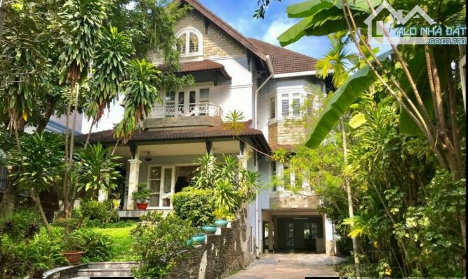Nhà Biệt thự 3 tầng đường Đỗ Nhuận 230m2 - giá 10.5 tỷ TL