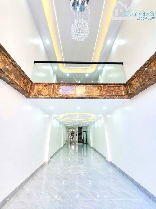 BÁN NHÀ LÊ TRỌNG TẤN, HOÀNG MAI, 1 NHÀ RA Ô TÔ TRÁNH, 6 TẦNG THANG MÁY, 45M2, 8.9 TỶ