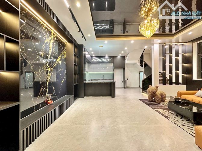 Bán nhà Hoàng Quý 52m 4 tầng giá 4 tỷ 990 ô tô cách nhà 10m