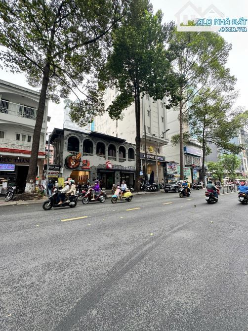 Hot !! 2 mặt tiền Bùi Thị Xuân, Q. 1 DT ngang 12.5x10m công nhận 120m2.Giá 70 tỷ