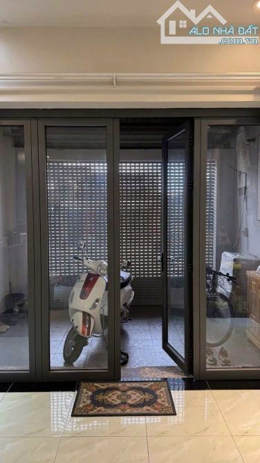 MẶT TIỀN ĐƯỜNG HUỲNH THỊ HAI QUẬN 12-SÁT DƯƠNG THỊ MƯỜI-4x21M-ĐANG SỬA GIÁ HT 7,8 TỶ