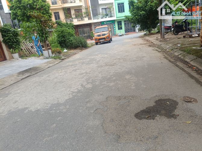 Bán siêu phẩm Văn Khê,Hà Đông,nhà phân lô,ô tô ngủ nhà giá chỉ hơn 14 tỷ