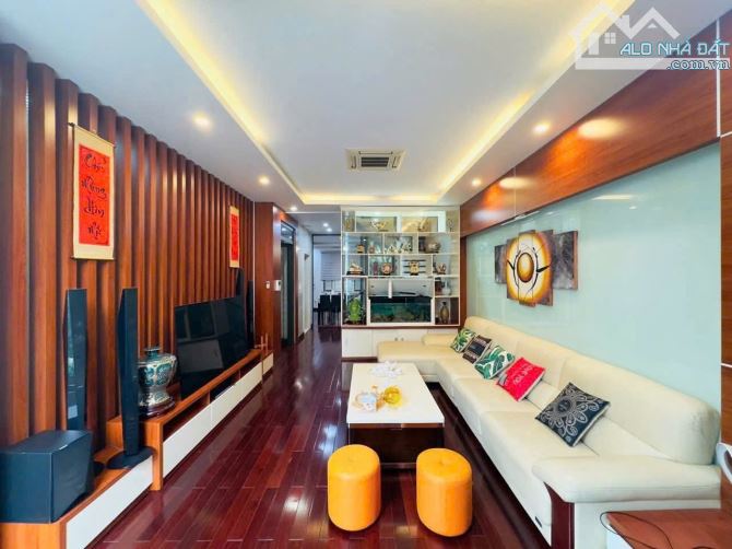 BÁN NHÀ PHÂN LÔ PHÂN LÔ LÊ HỒNG PHONG  -  Đường Phân Lô 12m _ Vỉa hè 2M