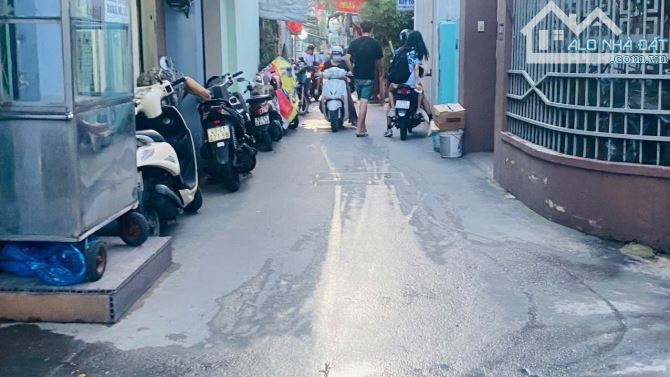Chính chủ cần bán gấp căn nhà hoang Diệu