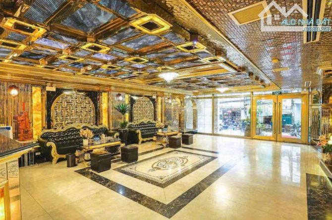 Siêu phẩm mặt phố Ba Đình 217m2 x 10 tầng View Hồ Tây, 2 mặt tiền, dòng tiền 6 tỷ/năm