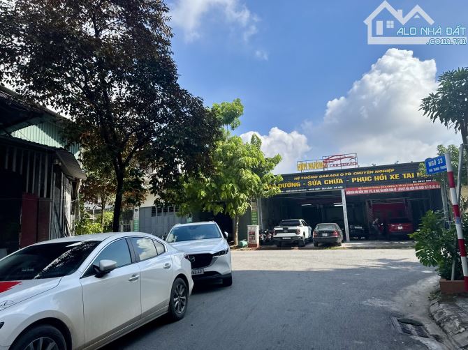 Lô đất TĐC 31ha Trâu quỳ, Mặt phố kinh doanh, Vỉa hè 3 oto tránh 140m2 - 1x tỷ