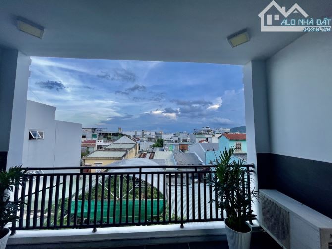 ☘️☘️ BÁN NHANH NHÀ 5 TẦNG. KIỆT NHỰA Ô TÔ  ĐẬU TRƯỚC NHÀ 6M CÁCH ĐƯỜNG HÀ HUY TẬP 30M  DT: