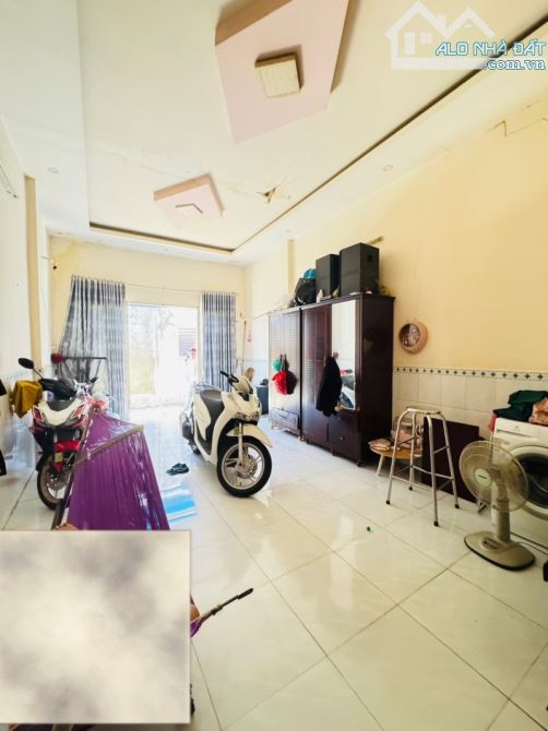 Bán nhà gần HXH Lê Lợi,Hóc Môn  DTx68m2 .Giá Chỉ 2.7 tỷ (TL).