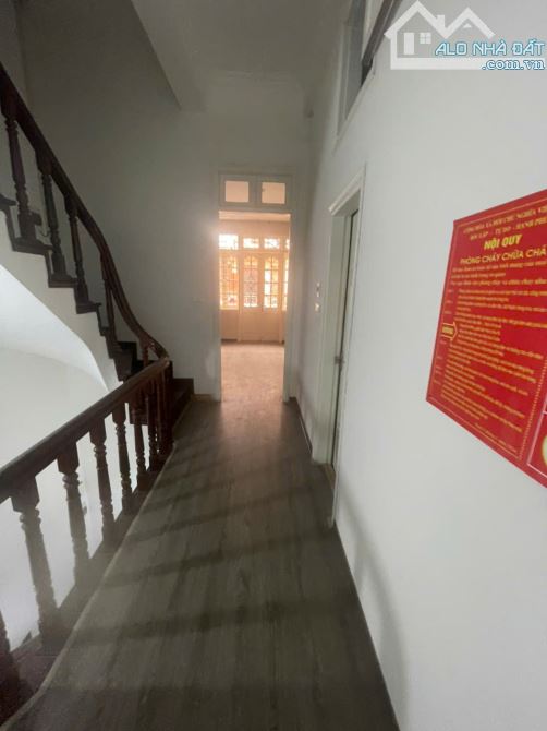 Cho thuê nhà phân lô Trung Yên dt 70mx 5 tầng, ô tô đỗ cửa, 29tr/th