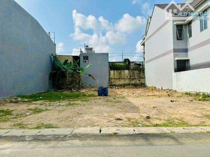 Đất Khu Du Lịch Bửu long Biên Hòa 6X20Trung Tâm Biên Hoà 5 phút đi xe sổ hồng riêng thổ cư