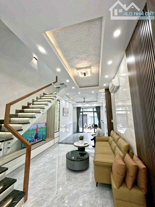 CẠNH CẦU PHÚ XUÂN ,NHÀ BÈ - 4TẦNG - 71m2 - 4PN - 7TỶ7.