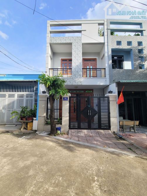 Bán nhà 1T1L 5x14m hoàn công, đường N1 KDC Minh Nhật Huy gần GO Dĩ An
