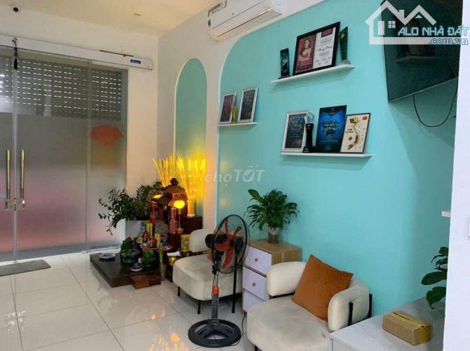 Cho thuê nhà ngõ 10 Nguyễn Thị Định – Cầu Giấy, 50m², 2 tầng, MT 5m, giá 21 triệu/tháng