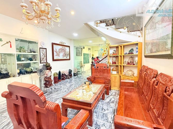 Bán siêu phẩm Tổng cục 5 Tân Triều - 100m2 - Phân lô - Oto tránh - Kinh doanh - 30.8 tỷ.