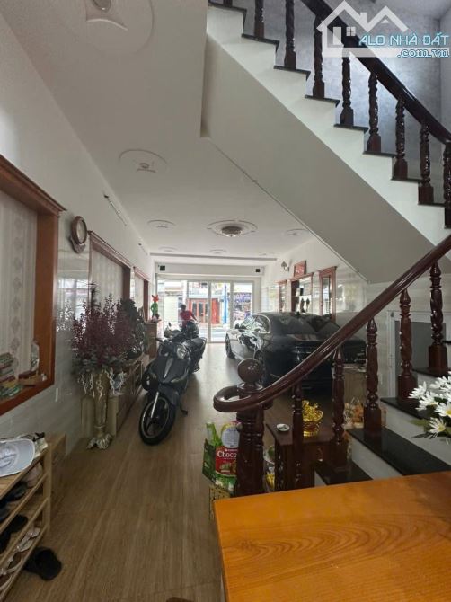 Cần bán nhà 1 trệt 3 lầu mặt tiền phường Thắng Nhì – DT 92m² – giá 12,5 tỷ