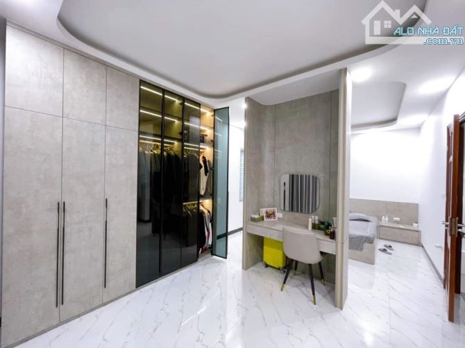 Bán gấp liền kề kđt Văn Khê, Hà Đông, 82.5m2 mặt tiền 5m, ô tô vào nhà, kinh doanh