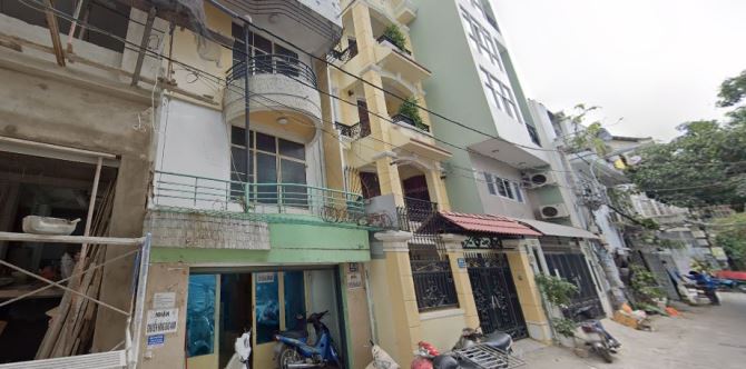 BÁN NHÀ ĐƯỜNG TRƯỜNG SƠN-7.8*20M- XE HƠI ĐỖ CỬA- GẤP BÁN- TIỆN XÂY TÒA NHÀ- CHDV