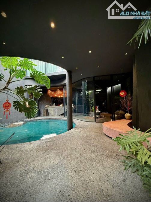 Cho thuê Villa nghỉ dưỡng siêu đẹp ở Nguyễn Duy Trinh, Q2, 3000$/tháng (TL)