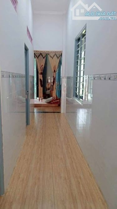 bán gấp căn nhà ở Xuân Thới Thượng-Hóc Môn, DT 85m2, giá 790 triệu. SHR.