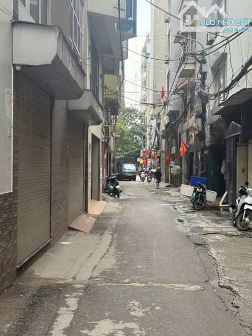 Bán nhà căn hộ dịch vụ,chung cư mini Miếu Đầm,Mễ Trì,Nam Từ Liêm,ô tô đỗ cửa giá 33.5 tỷ