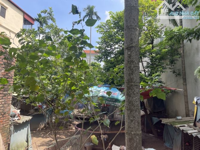Bán đất giáp nhị 50M ô tô đỗ 30M hoàng mai